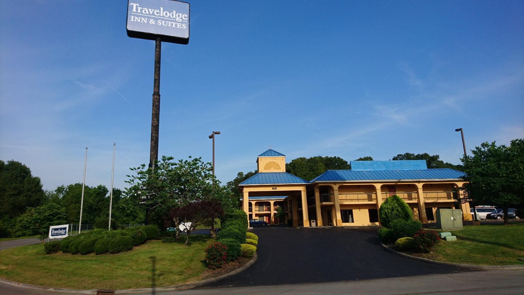 Travelodge By Wyndham Knoxville East Exterior photo